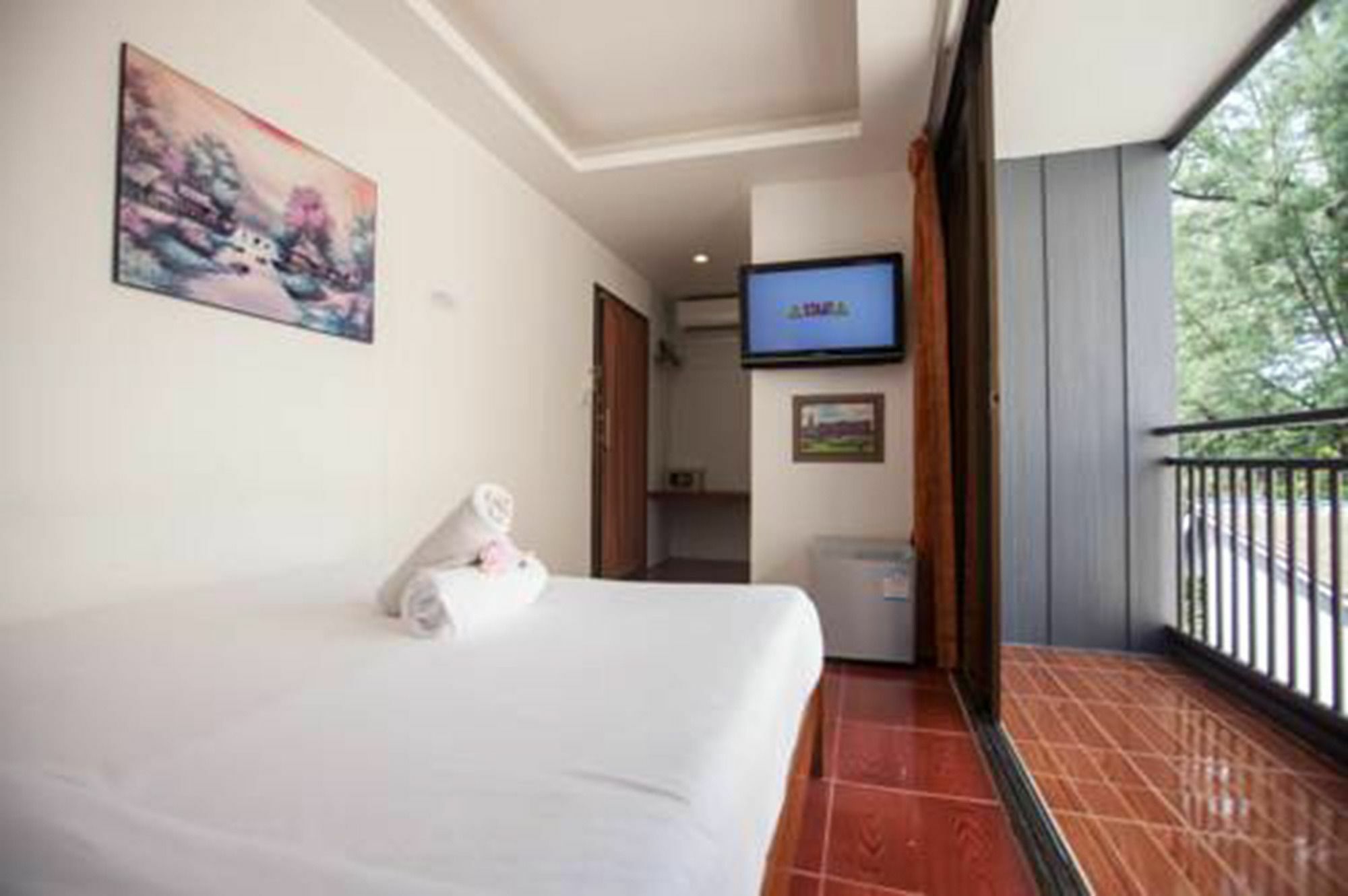 Twin Place At Kamala Beach Exterior photo